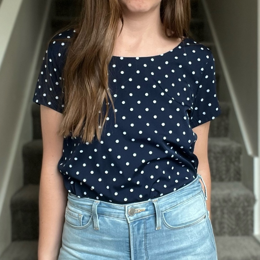 ✨Host Pick✨ Gap Navy Blue Polka Dot Boxy Top